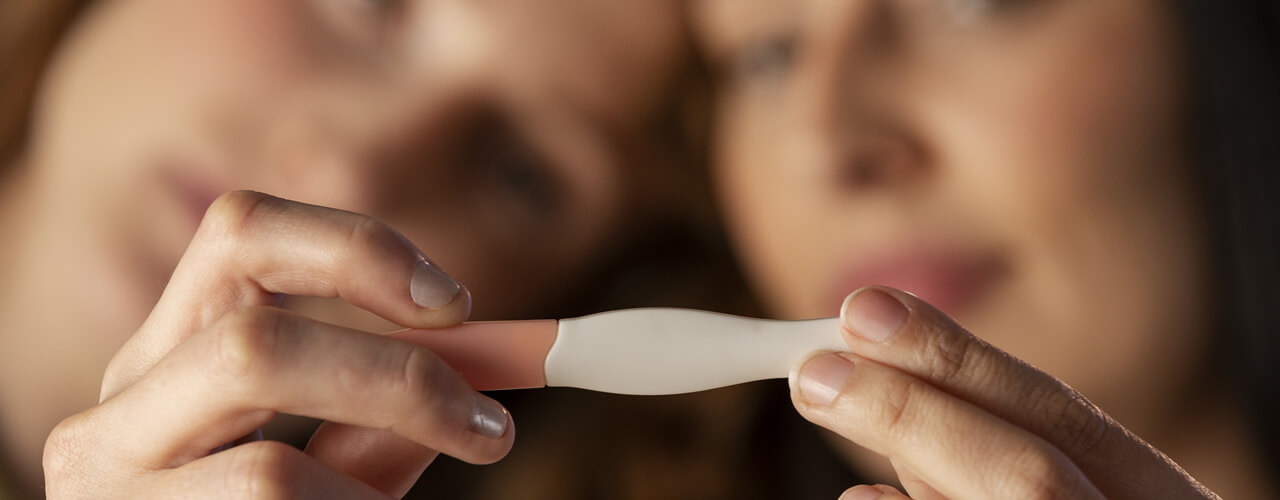 Studio Dentistico Oriolo | Lido di Ostia | Cosa Cambia Nella Tua Bocca Durante La Gravidanza | Donna Incinta